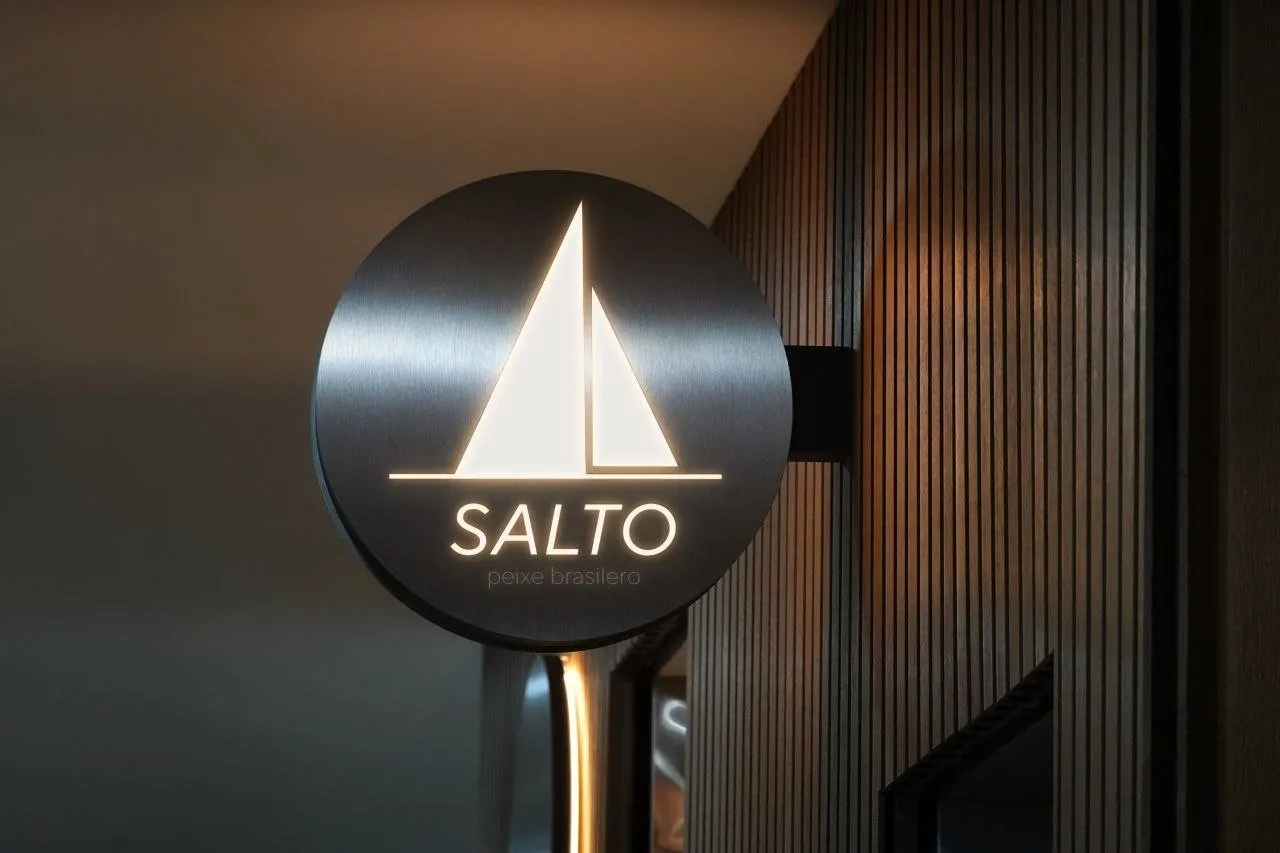 Salto — вывеска